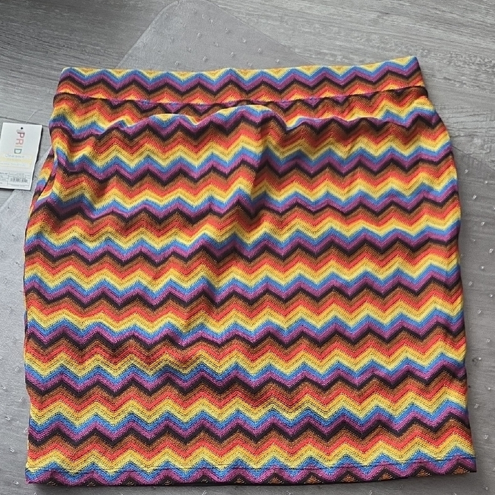 Colorful Zigzag Pencil Skirt